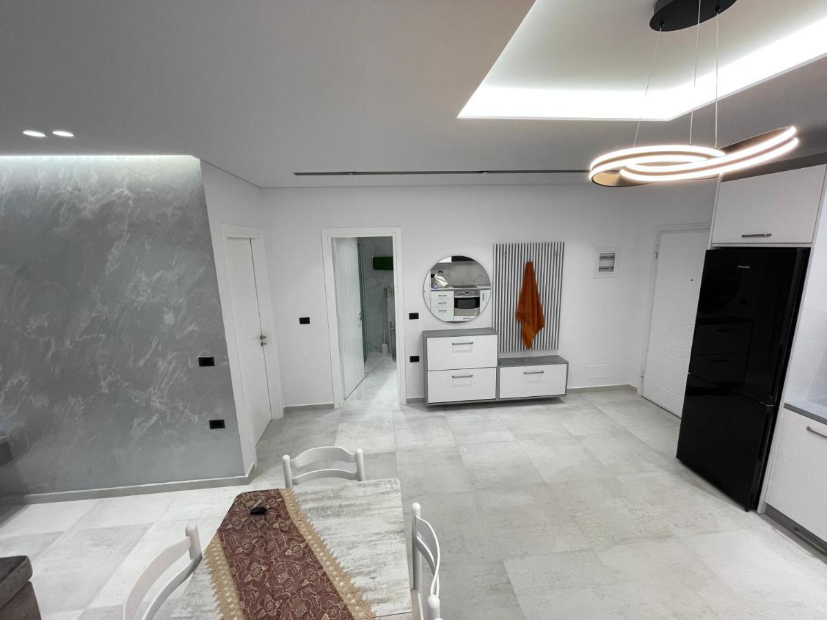 Alpha Lux Apartment Саранда Экстерьер фото
